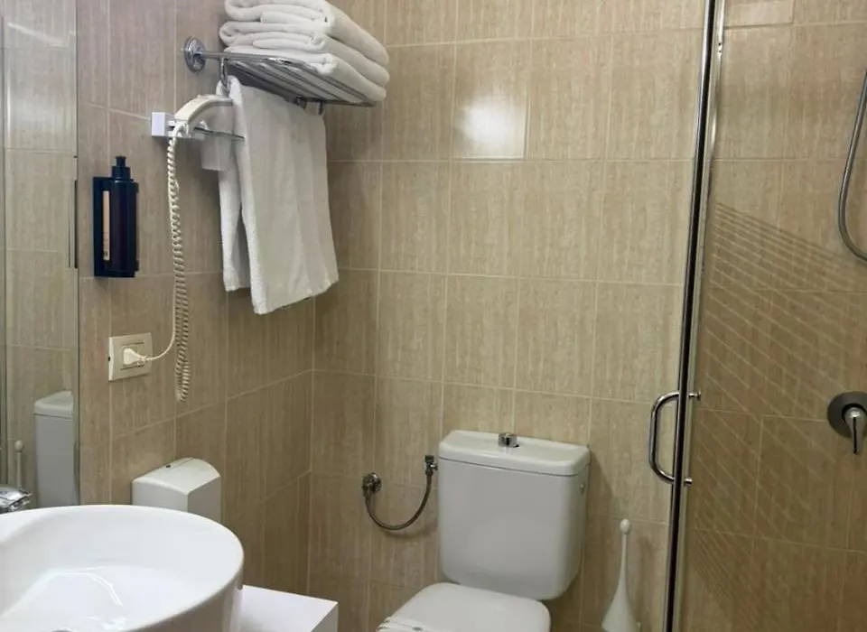 Hotel Arvi-1